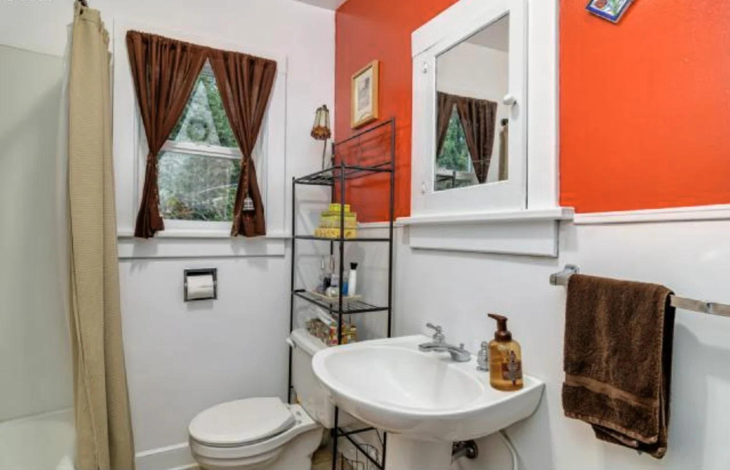 Transforming a Vancouver Home with a Complete Remodel in Vancouver, WA — before
