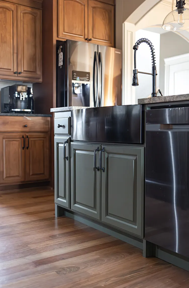 Transitional Two-Tone Kitchen Remodel in Vancouver, WA