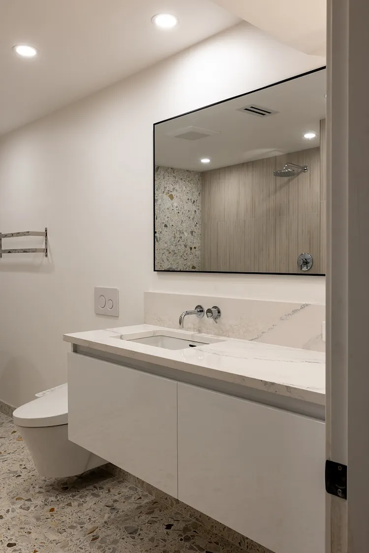Wet-Room Primary Bath and Modern Secondary Bath Remodel in Vancouver, WA