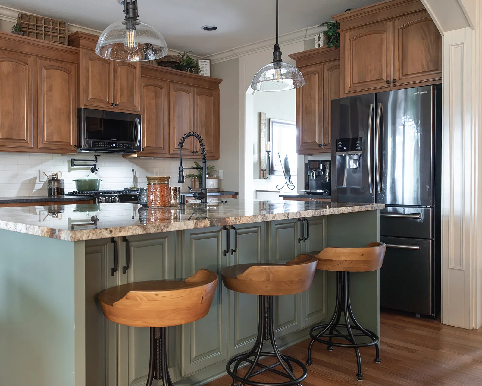 Transitional Two-Tone Kitchen Remodel in Vancouver, WA