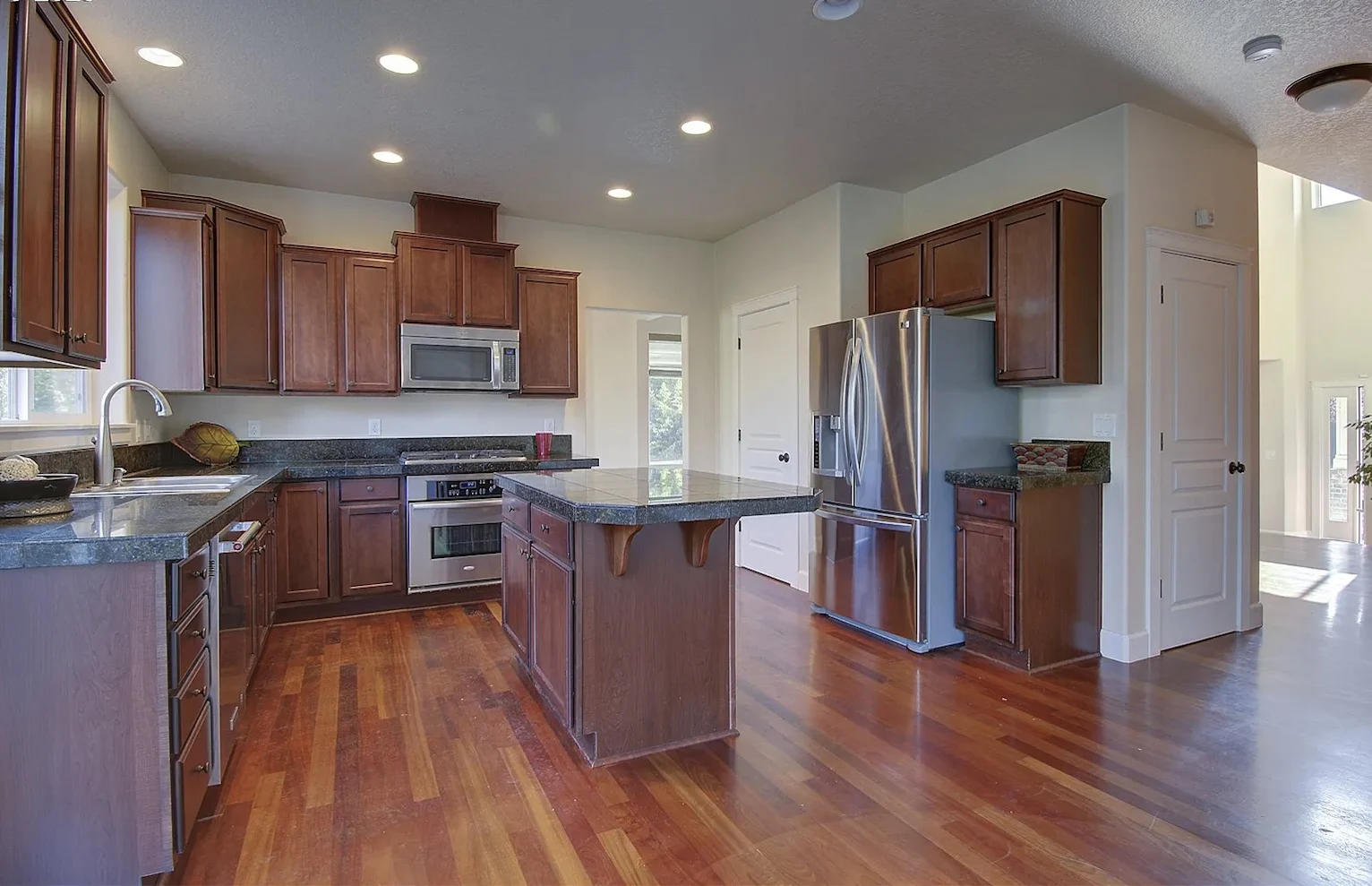 Open-Concept Kitchen Remodel in Vancouver, WA — before