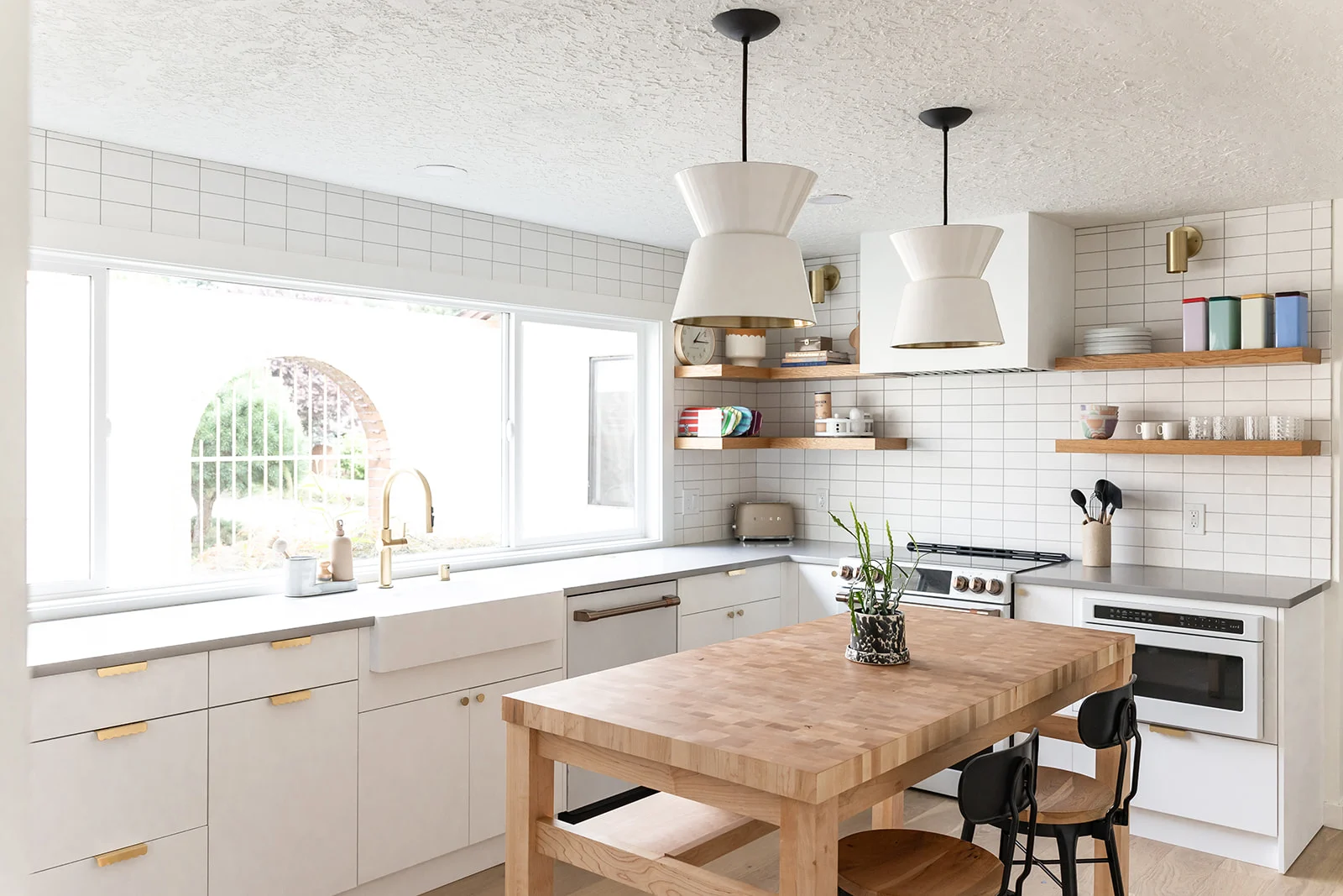 Bright and Airy Kitchen Remodel in Vancouver, WA — after
