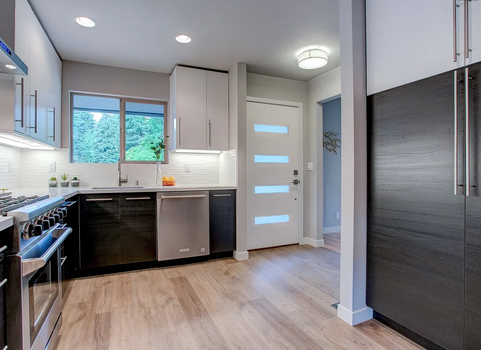 Mid-Century Modern Whole-Home Remodel in Vancouver, WA — before
