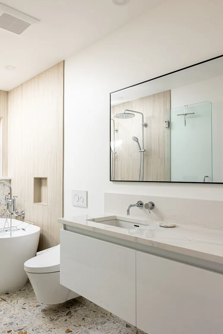 Wet-Room Primary Bath and Modern Secondary Bath Remodel in Vancouver, WA