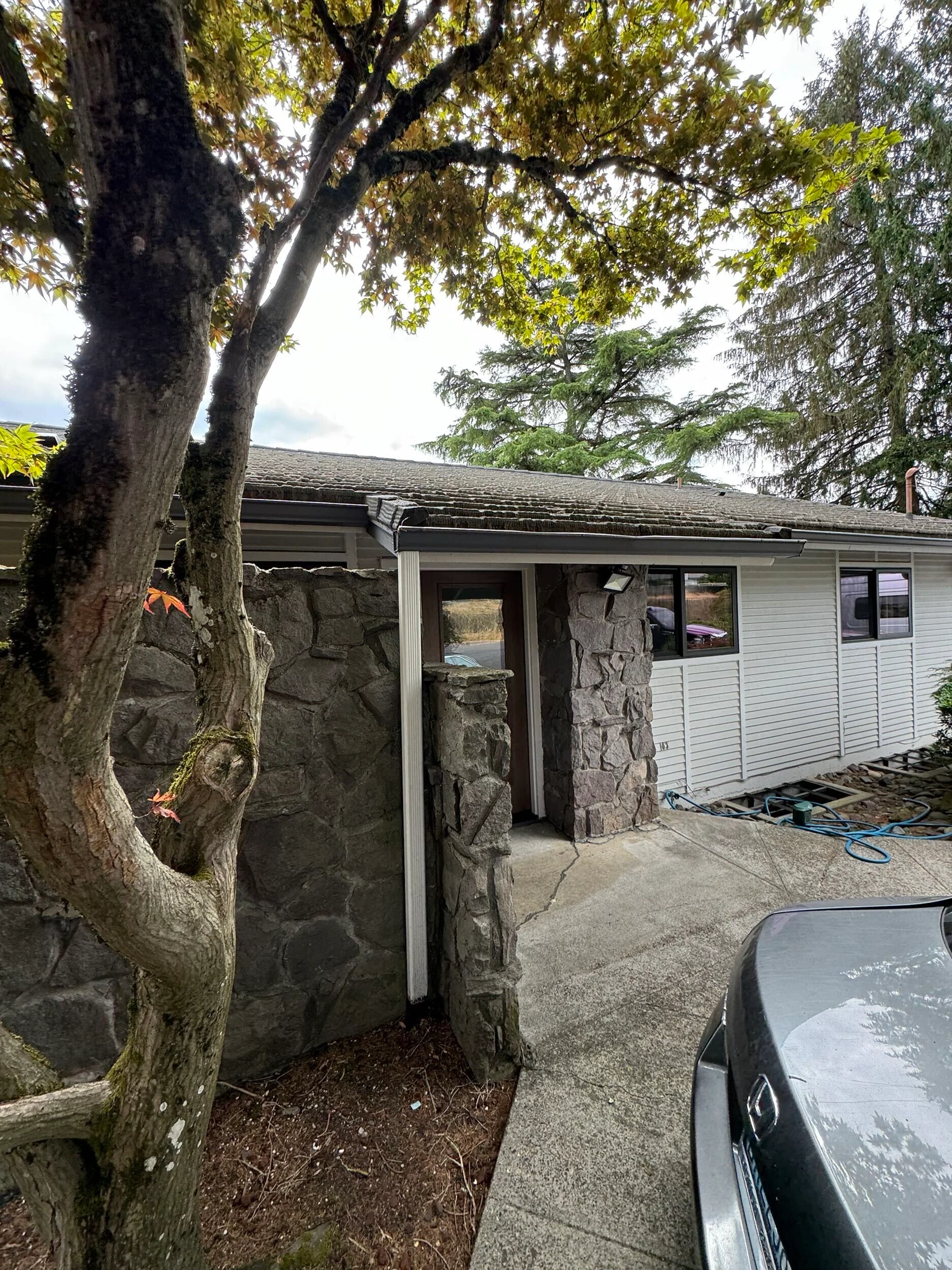 Mid-Century Ranch Exterior Refresh in Vancouver, WA — before